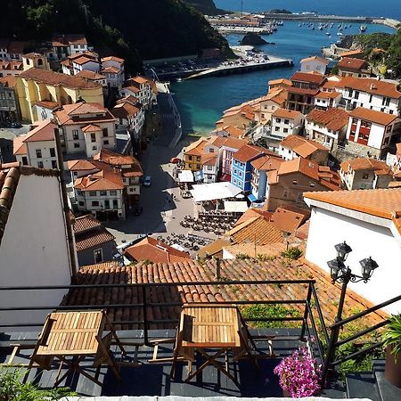 Apartamentos La Casa Del Pintor Cudillero Eksteriør bilde