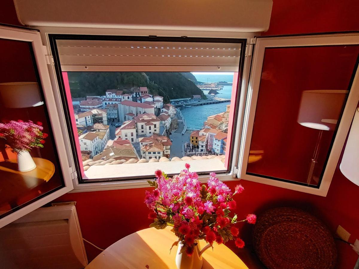 Apartamentos La Casa Del Pintor Cudillero Eksteriør bilde